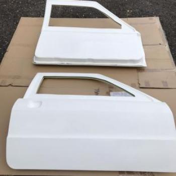 Paar GFK Türen. Scirocco I (Typ 53)